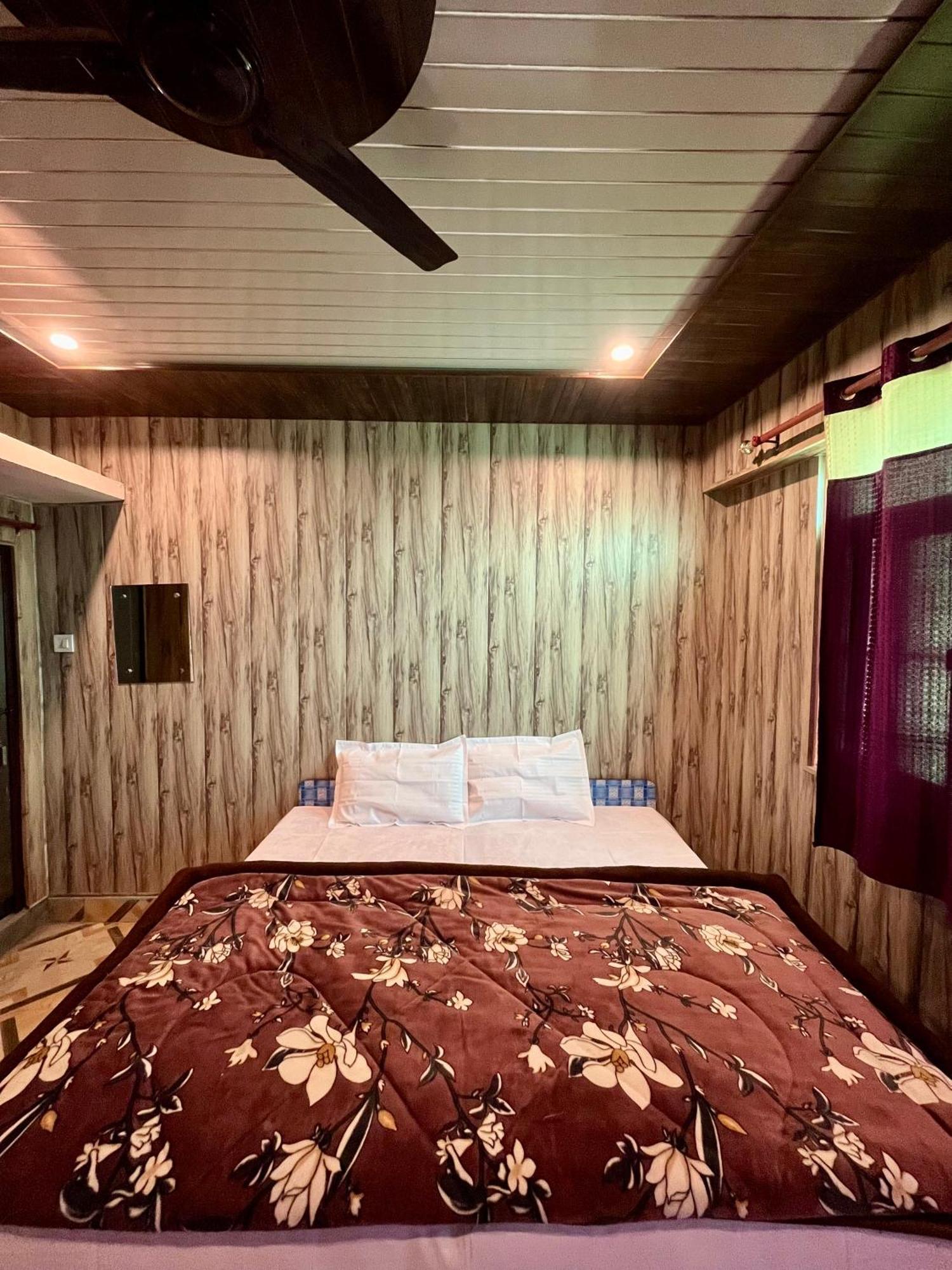 Astha Guest House Gopeshwar Exterior foto